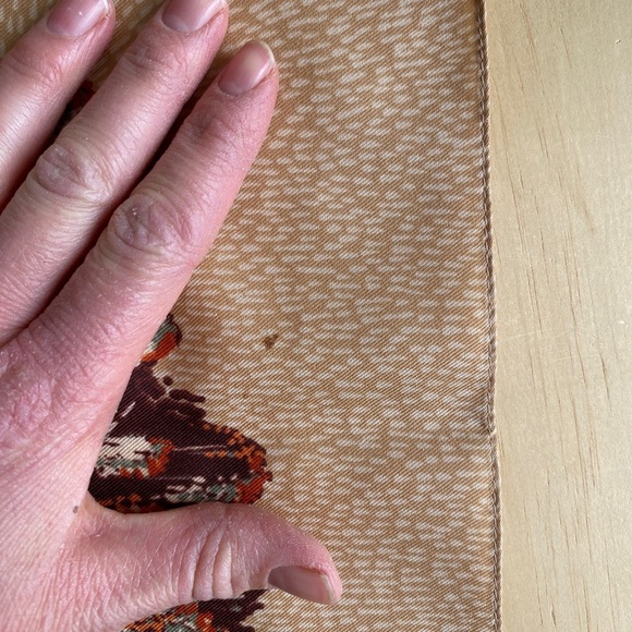 Vintage Patricia Dumont | Brown and Tan Patterned Scarf Made in Italy - Picture 4 of 5